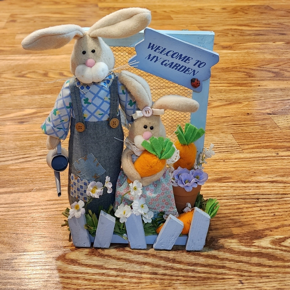 Primitive Springtime Welcome to My Garden Plush Bunny Wooden Decor